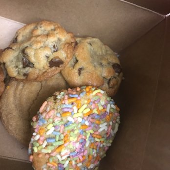 Hello Robin - Bakeries Near Me - Seattle, Washington