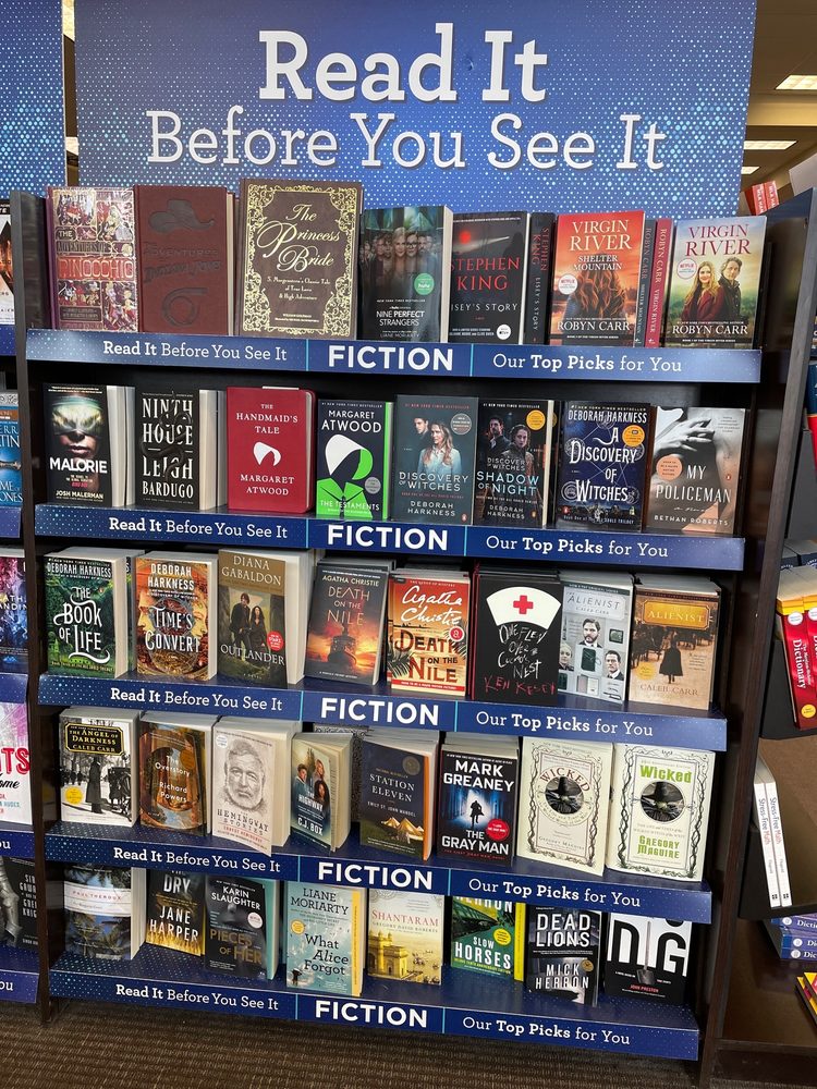 BOOKAMILLION Updated September 2024 520 Cabela Dr, Triadelphia