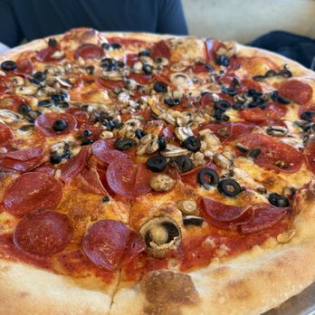 Best Pizza & Brew Oceanside - Pizza Near Me - Oceanside, California