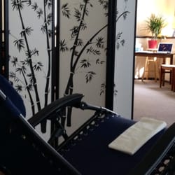 Anodyne Community Acupuncture - A chair for you.