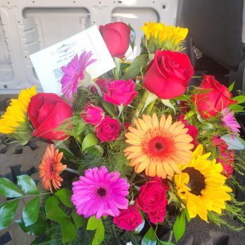 Spring Garden Flower Shop - Florists Near Me - San Antonio, Texas