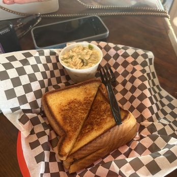 Paddy's Raw Bar - Grilled cheese - Seafood Near Me - Saint George Island, Florida Paddy's Raw Bar - Grilled cheese - Seafood Near Me - Saint George Island, Florida