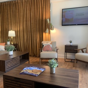 L3 Oasis Hotel - waiting area - Hotels Near Me - Palm Springs, California L3 Oasis Hotel - waiting area - Hotels Near Me - Palm Springs, California