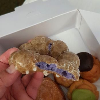 Liliha Bakery - poi donut - Bakeries Near Me - Honolulu, Hawaii Liliha Bakery - poi donut - Bakeries Near Me - Honolulu, Hawaii