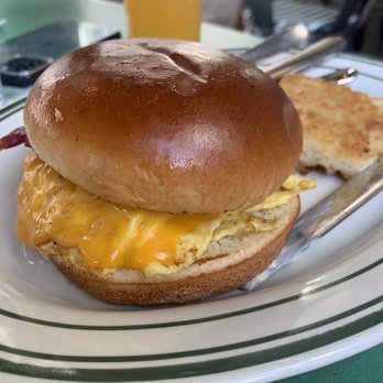 Java & Jam - Scrambled Egg Sandwich - Breakfast & Brunch Near Me - Fort Lauderdale, Florida
