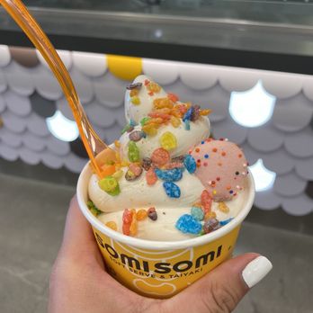 Somisomi - Milk tea swirl! - Ice Cream & Frozen Yogurt Near Me - Pleasanton, California Somisomi - Milk tea swirl! - Ice Cream & Frozen Yogurt Near Me - Pleasanton, California