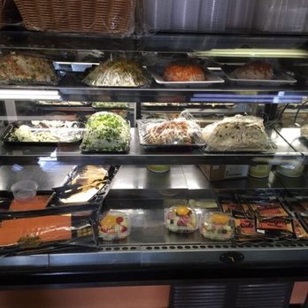 Bagels N’ Buns - Excellent glass covering protecting the goods - Bagels Near Me - Staten Island, New York Bagels N’ Buns - Excellent glass covering protecting the goods - Bagels Near Me - Staten Island, New York