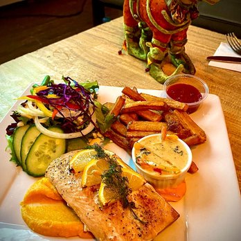 Le Rustique - a plate of fish and french fries - Canadian (New) Near Me - Lac-Supérieur, Quebec Le Rustique - a plate of fish and french fries - Canadian (New) Near Me - Lac-Supérieur, Quebec