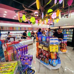 Ricardo's Kandy Korner - Interior