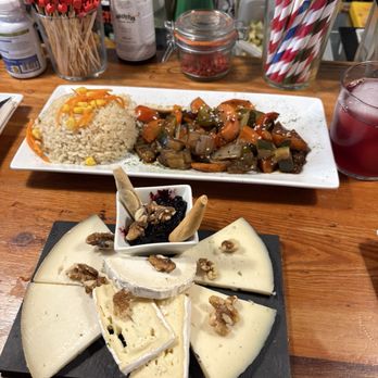 Taberna El Sur de Huertas - cheese platter, arroz con verduras - Spanish Near Me - Madrid, M
