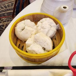 Steamed chicken bun Steamed chicken bun