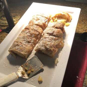 Biergarten Restaurant - Like Apple pie but not quite... - German Near Me - Lake Buena Vista, Florida