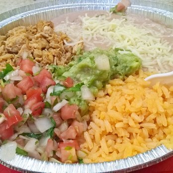 Aceituno's - chicken plate - Mexican Near Me - Kent, Washington