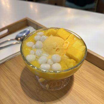 Mango Mango Dessert - A4. Mango Juice with Glutinous Rice Ball with Ice Cream - Desserts Near Me - Chicago, Illinois Mango Mango Dessert - A4. Mango Juice with Glutinous Rice Ball with Ice Cream - Desserts Near Me - Chicago, Illinois
