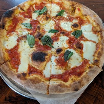 La Pizzeria Metro - Margarita pizza - Pizza Near Me - Wilmington, Delaware