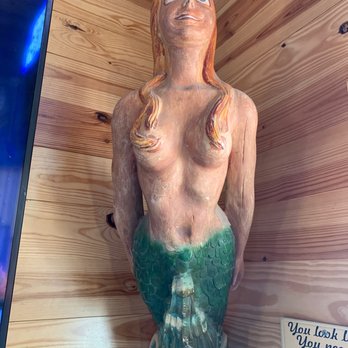 Tackle Box Tavern - Decor - Dive Bars Near Me - Atlantic Beach, North Carolina