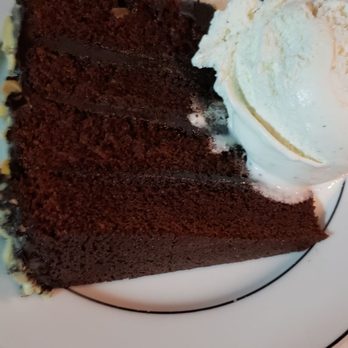 Medium Rare - Chocolate cake with icecream - Steakhouses Near Me - Arlington, Virginia Medium Rare - Chocolate cake with icecream - Steakhouses Near Me - Arlington, Virginia