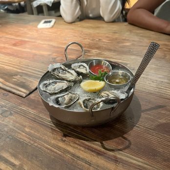 Harvest - Oysters - New American Near Me - Laguna Beach, California Harvest - Oysters - New American Near Me - Laguna Beach, California