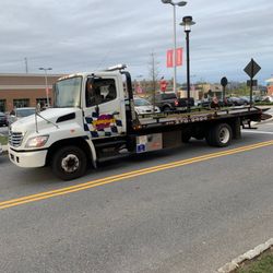 Jamisons Towing - Just hanging out