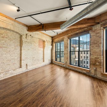 River Place Lofts - Apartments Near Me - Milwaukee, Wisconsin River Place Lofts - Apartments Near Me - Milwaukee, Wisconsin