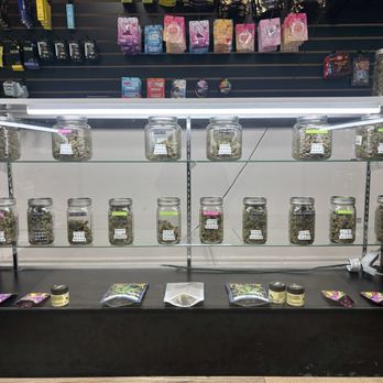 West Best Buds - Cannabis Dispensaries Near Me - Westminster, California