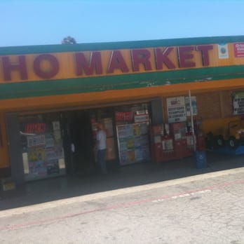 Green Rancho Market - Front of market - Grocery Near Me - Wilmington, California Green Rancho Market - Front of market - Grocery Near Me - Wilmington, California
