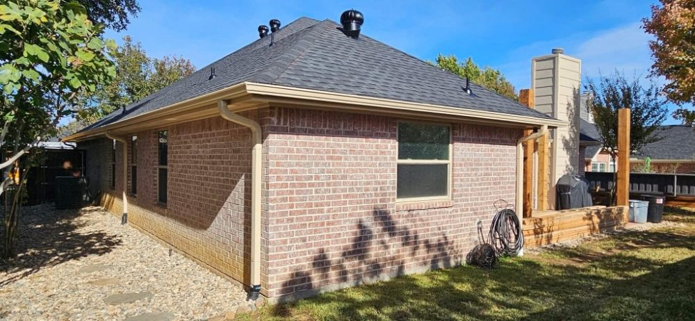 Slide of Triple GGG's Seamless Gutters