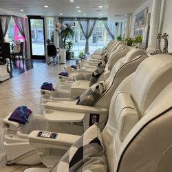 Signature Nail Spa