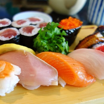 Ginza - Sushi Delux - Sushi Bars Near Me - Bellevue, Washington Ginza - Sushi Delux - Sushi Bars Near Me - Bellevue, Washington