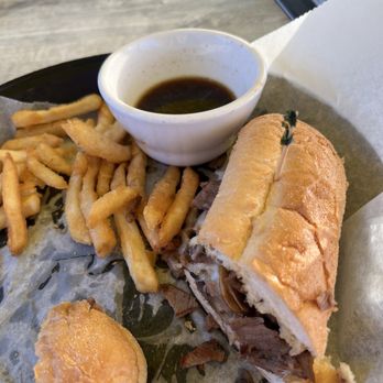 Jack Willie's Bar - Philly beef sandwich - Bars Near Me - Oldsmar, Florida