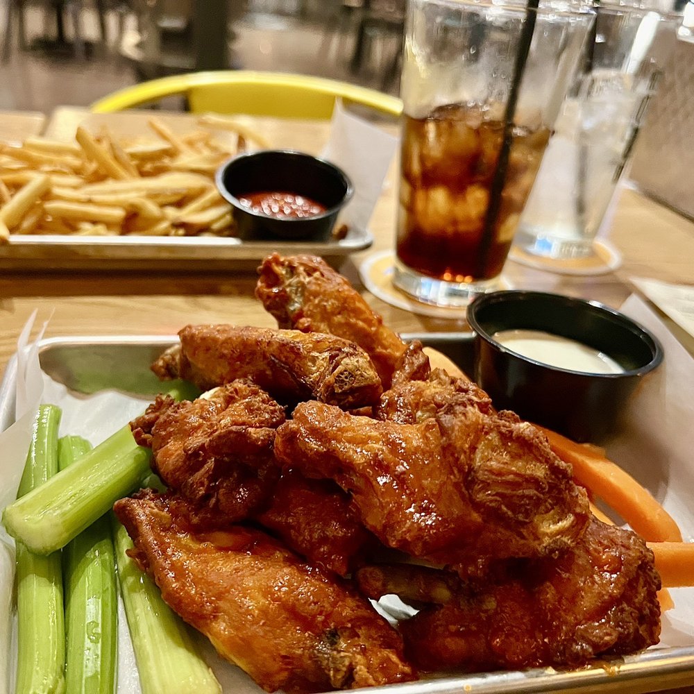 12th Street Tavern - Wings & fries - Sports Bars Near Me - Albuquerque, New Mexico