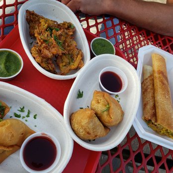 Chhote's restaurant - Onion bajji, samosas, spring masala dosa. - Indian Near Me - Raleigh, North Carolina