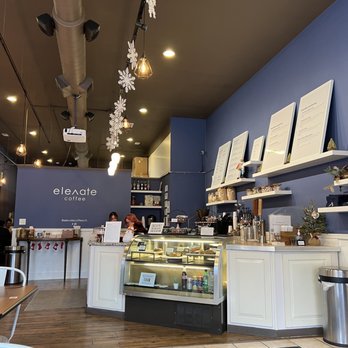 Elevate Coffee - Boystown - Counter and coffee bar - Coffee & Tea Near Me - Chicago, Illinois