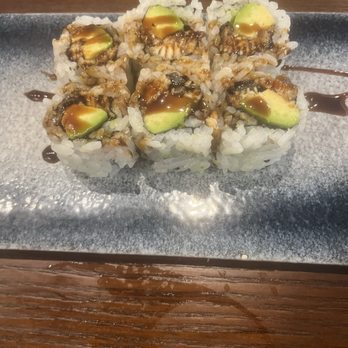 Nagoya - Eel avocado roll - Sushi Bars Near Me - Golden Valley, Minnesota