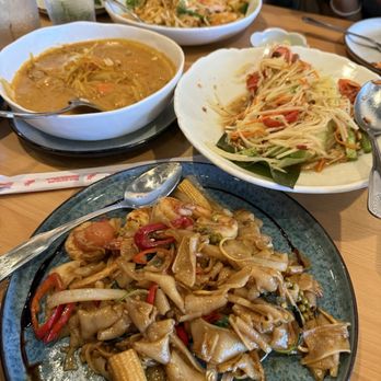 Manon - Yum! - Thai Near Me - Fullerton, California