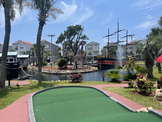 Black Pearl Mini Golf by null
