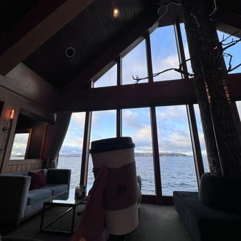 The Brim Coffee Shop - View of the water - Coffee & Tea Near Me - Seattle, Washington The Brim Coffee Shop - View of the water - Coffee & Tea Near Me - Seattle, Washington
