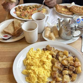 Sunset Grill - Breakfast & Brunch Near Me - Vaughan, Ontario Sunset Grill - Breakfast & Brunch Near Me - Vaughan, Ontario
