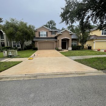 WaterHit - Driveway - Pressure Washers Near Me WaterHit - Driveway - Pressure Washers Near Me