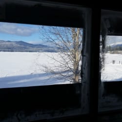 Yacht Club Lounge - Nice view over Payette Lake