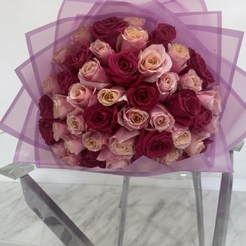 May Crazy Bloom Flowershop - Happy Birthday - Florists Near Me - Miami, Florida May Crazy Bloom Flowershop - Happy Birthday - Florists Near Me - Miami, Florida