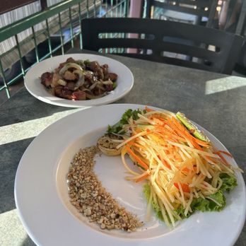 Kauai Island Brewing - Green papaya salad and smoke meat with onions. - American Near Me - Eleele, Hawaii