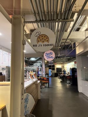 Bee J’s Cookies by null