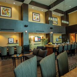 Hampton Inn & Suites Palestine - Lobby