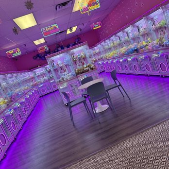 Magic Claw - Toy Stores Near Me - Las Vegas, Nevada Magic Claw - Toy Stores Near Me - Las Vegas, Nevada