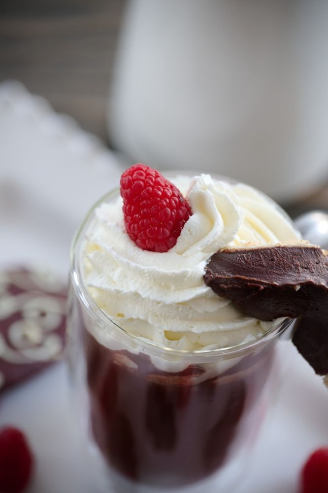 PIE JUNKIE Updated April 2024 61 Photos 826 Crowfoot Crescent NW