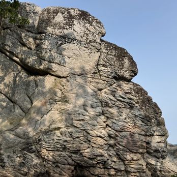 Dragon's Tooth - Hiking Near Me - Catawba, Virginia