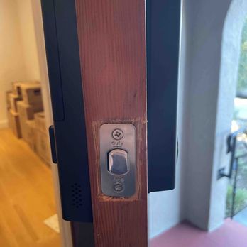 Locksmith Eastbay - Jordan's installation - Keys & Locksmiths Near Me Locksmith Eastbay - Jordan's installation - Keys & Locksmiths Near Me