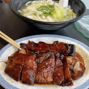 Sandy's Cafe - Cantonese Near Me - Honolulu, Hawaii