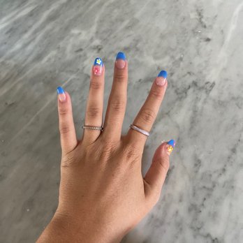 Lacquer Nail Bar - Nail Salons Near Me - Atlanta, Georgia
